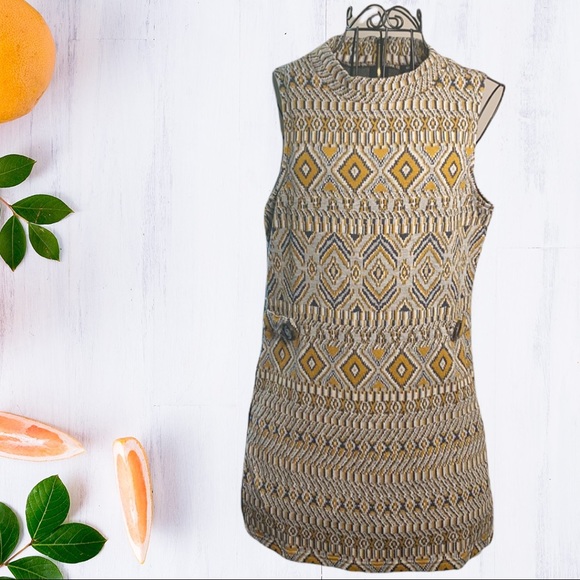 Romeo & Juliet Couture geometric print dress. - Picture 2 of 8